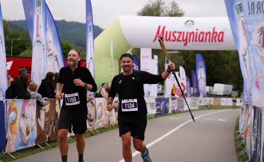 Nie pozostawili złudzeń! W tym roku Bieg Górski na 11 km należał do nich [WIDEO] - 233